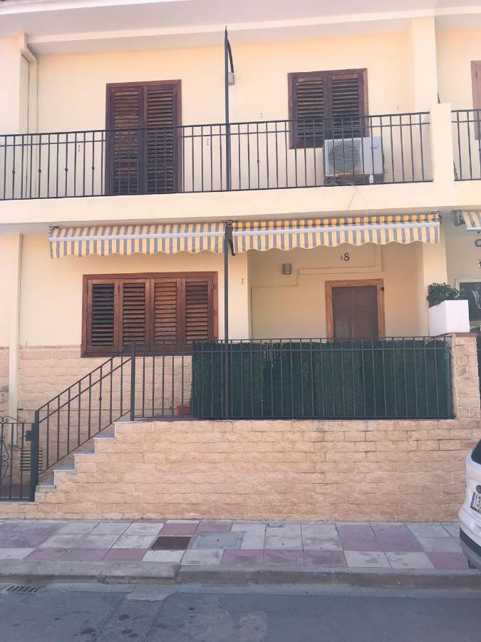 Precioso Adosado Con Parking A 100 Metros De La Playa Villa Playa de Mar Екстериор снимка