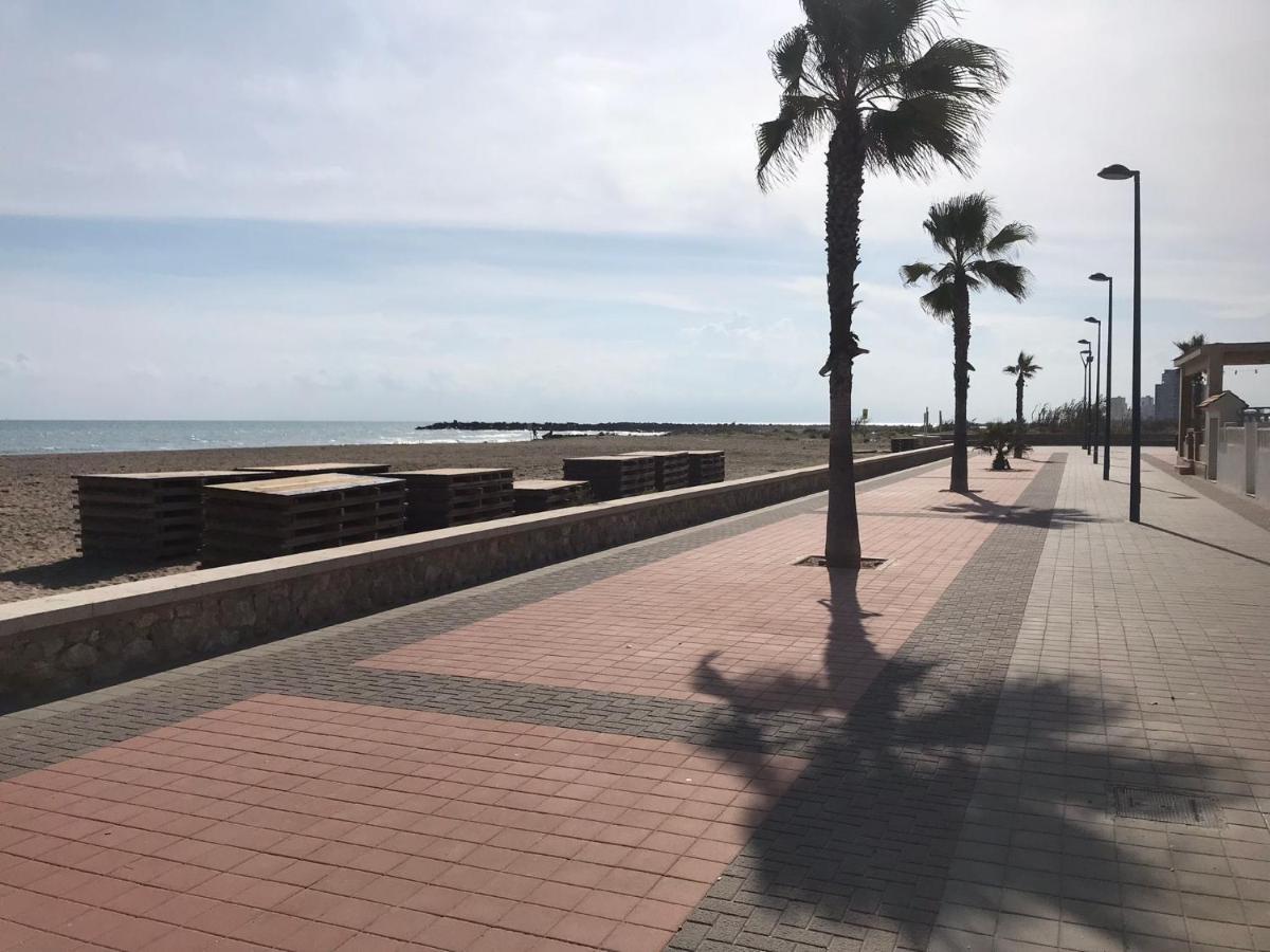 Precioso Adosado Con Parking A 100 Metros De La Playa Villa Playa de Mar Екстериор снимка